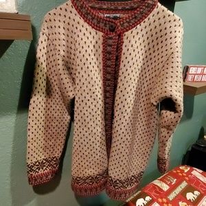 Viru K'a'sito'o salong sweater